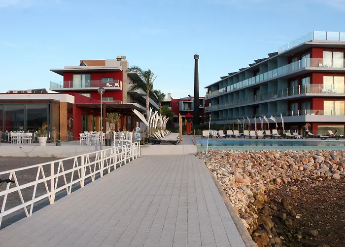Agua Hotels Riverside